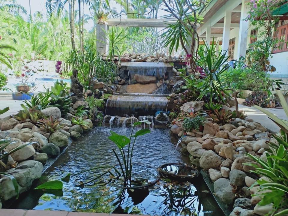 Ekman Garden Resort Sichon Exterior photo